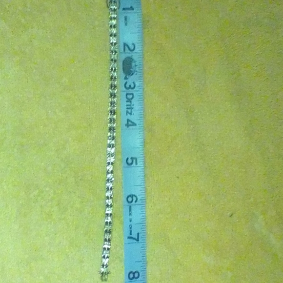 Vintage tennis bracelet 925 R China. 8 inches long in amazing shape. - Picture 1 of 7